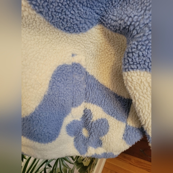 Simons Blue and Cream Teddy Jacket - Picture 5 of 12